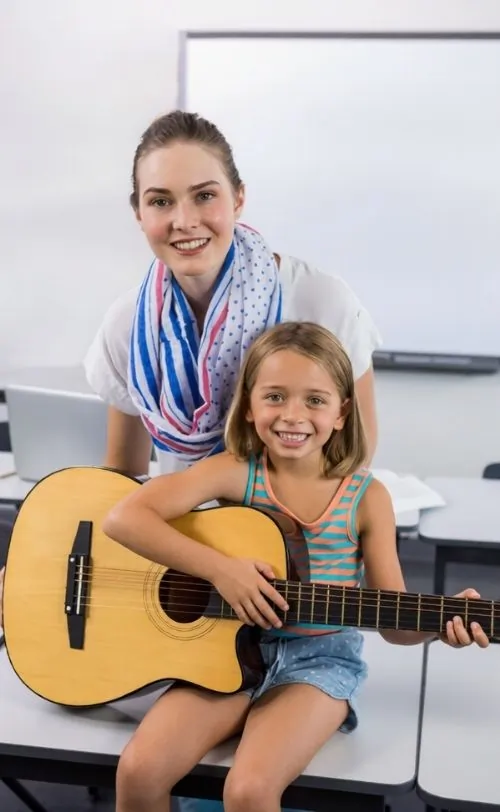 Guitar Basics - Summer Camp for Kids Dubai
